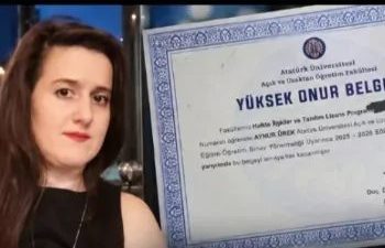 İpsala’da yaşayan yüzde 51 spastik engelli Aynur Ürek, diplomalarına ve