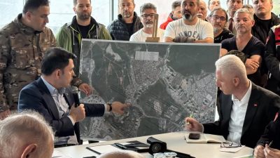 İstanbul’un Sarıyer ilçesine bağlı Ayazağa’da etkili olan sağanak yağışın ardından
