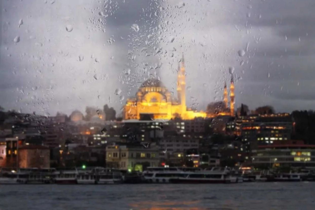 İstanbul Valisi Davut Gül, kentte etkili olan yoğun yağış ve