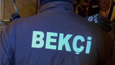 Avcılar’da okul önünde trafik nedeniyle çıkan tartışmaya müdahale eden çarşı