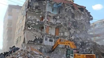 30 Ekim 2020’deki depremin unutulmadığını belirten  Hüseyin Aslan, “Uydu