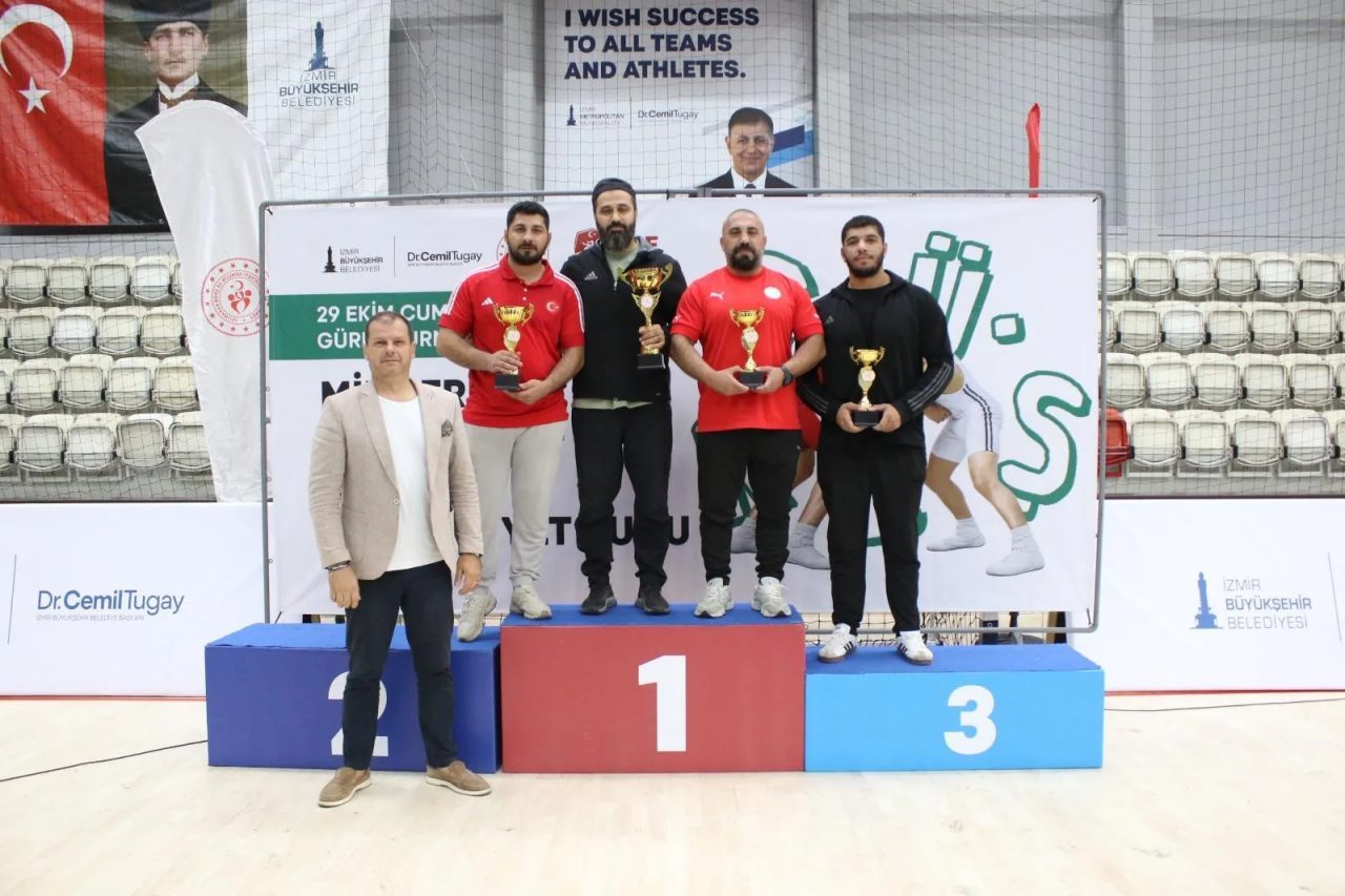 İzmir Büyükşehir Belediyesi ile Gençlik ve Spor İl Müdürlüğü iş