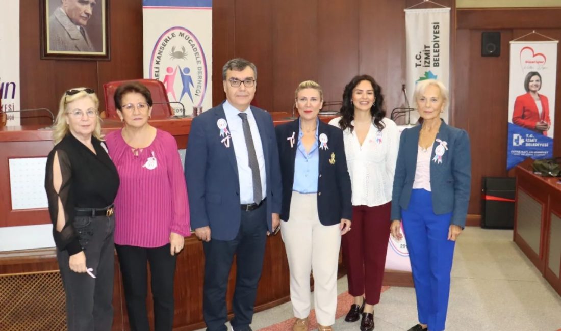 İzmit Belediyesi, Meme Kanseri Farkındalık Ayı kapsamında düzenlediği seminerle erken