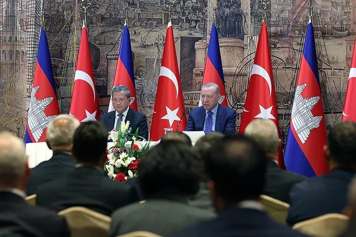 Cumhurbaşkanı Recep Tayyip Erdoğan, Kamboçya Başbakanı Hun Manet ile düzenlenen