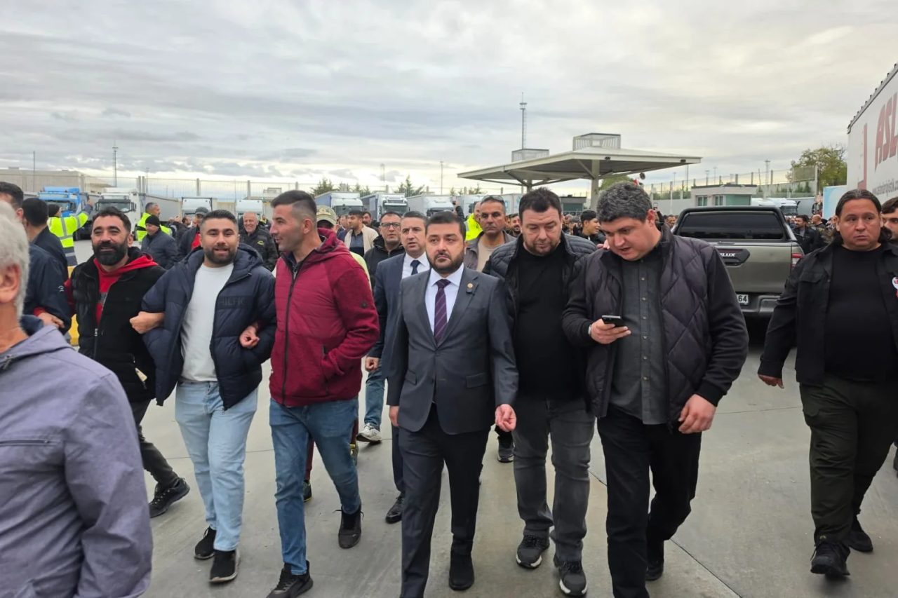 Schengen vizesi nedeniyle Avrupa’ya yük taşımakta zorlanan ve Kapıkule Sınır