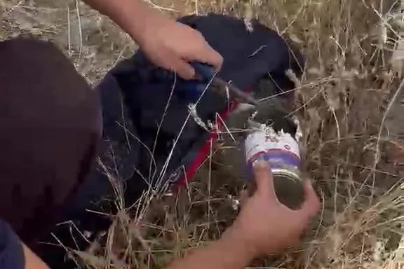 Kayseri Büyükşehir Belediyesi İtfaiye Daire Başkanlığı ekipleri, kafası konserve kutusuna