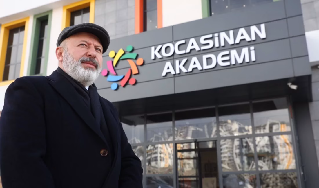 Kayseri Kocasinan Belediye Başkanı Ahmet Çolakbayrakdar, insanı merkeze alan hizmet