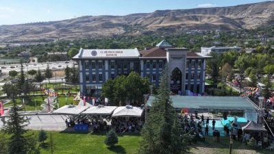 Kayseri Kocasinan Belediye Başkanı Ahmet Çolakbayrakdar’ın “Kütüphanelerle zenginleştirilmiş bir şehir