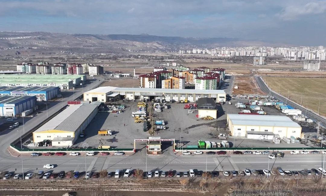 Kayseri Kocasinan Belediye Başkanı Ahmet Çolakbayrakdar, Makina İkmal Bakım ve