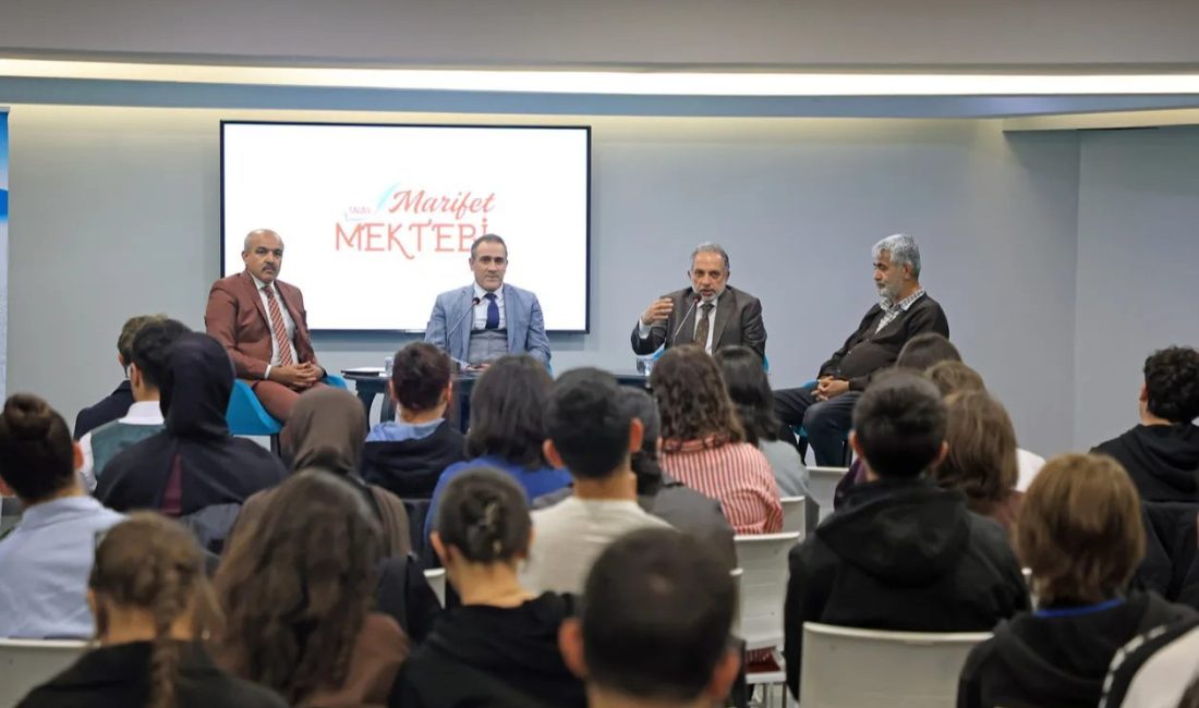 Kayseri Talas Belediyesi'nin ev sahipliğinde yeni eğitim dönemine başlayan Talas
