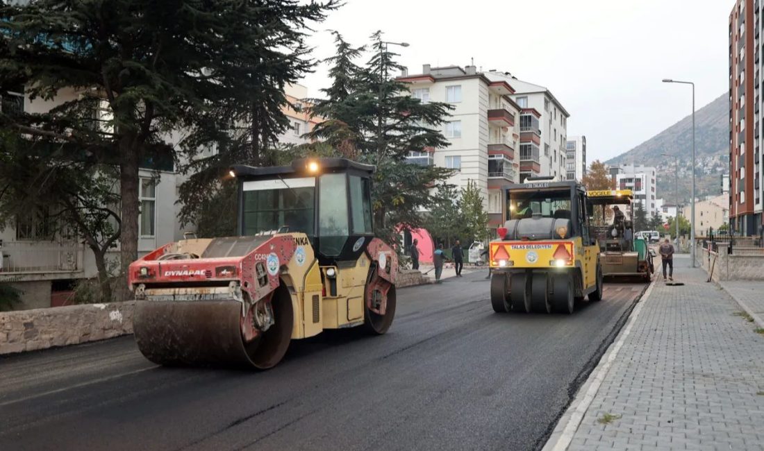 Kayseri Talas Belediyesinin ilçede ulaşım konforunu artırmaya yönelik çalışmaları sürüyor.