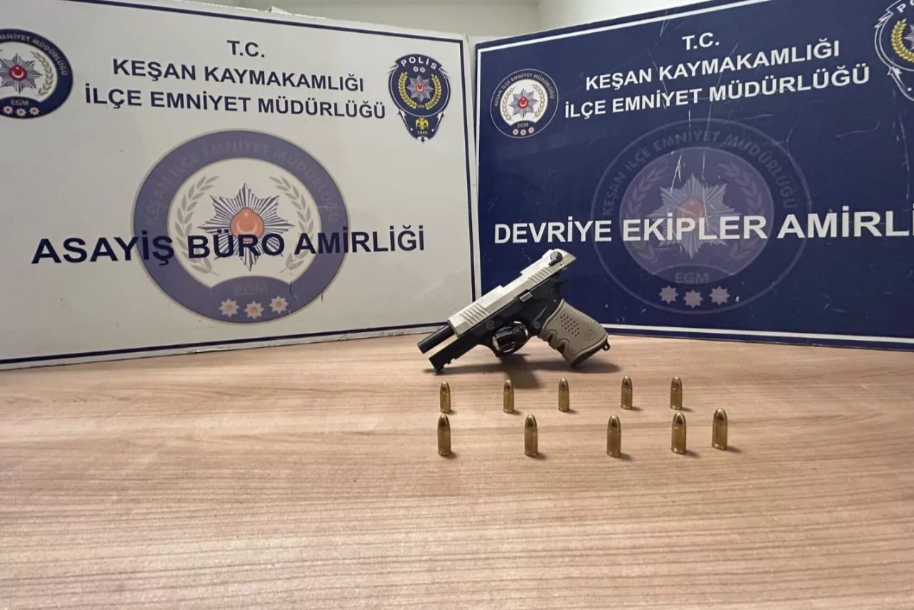 Keşan’da gece saatlerinde Aşağı Zaferiye Mahallesi’nde silahla ateş açıldığı ihbarı