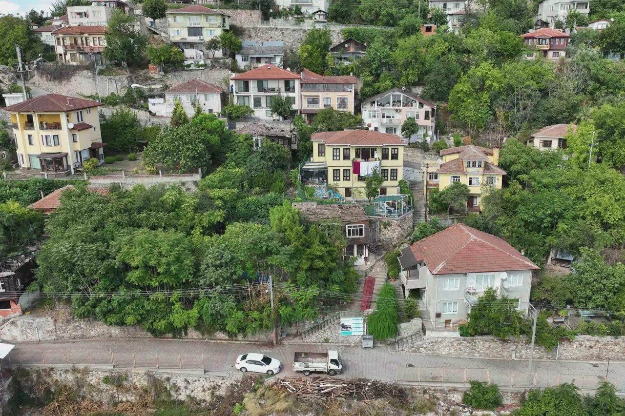 Kocaeli Büyükşehir Belediyesi, İzmit’in tarihi dokusunu yaşatan önemli yapılardan birini