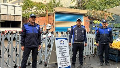 Kocaeli Gebze Belediyesi Zabıta Müdürlüğü ekipleri, pazar yerlerinde düzeni sağlamak,