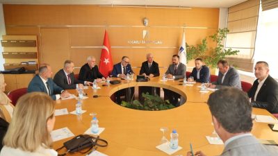 Kosova’nın Dragash Belediye Başkanı Behxhet Xheladini başkanlığındaki heyet, Kocaeli Büyükşehir