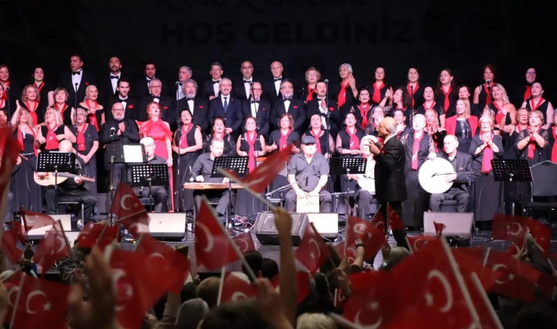 İzmit Belediyesi, Cumhuriyet’imizin 103’üncü yıl dönümü kutlamaları kapsamında Türk Sanat