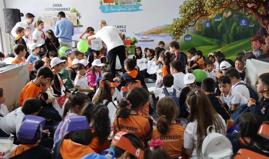 Kocaeli Büyükşehir Belediyesi tarafından düzenlenen 16. Uluslararası Kocaeli Kitap Fuarı,