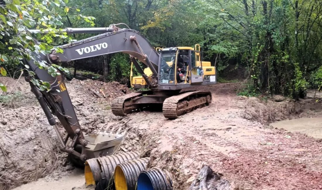 Kocaeli’de sağanak yağışın ardından temizlik mesaisi başladı. Bu kapsamda Büyükşehir