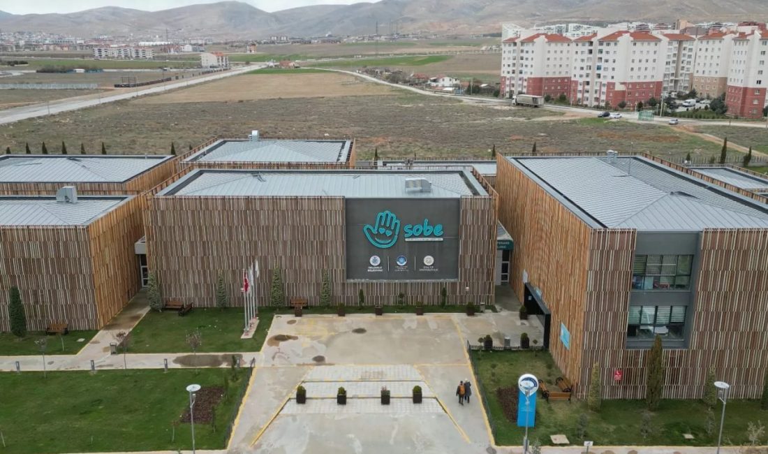 Konya’da otizmli bireyler ve ailelerine yönelik 10 yıllık saha deneyimiyle