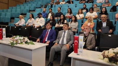 Kütahya Valiliği himayelerinde ve Kütahya Belediyesi ev sahipliğinde düzenlenen Kütahya