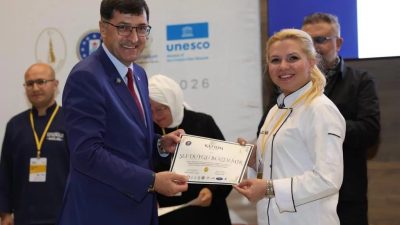 Kütahya Belediyesi'nin ev sahipliğinde düzenlenen KDW2026 kapsamında düzenlenen söyleşide, coğrafi