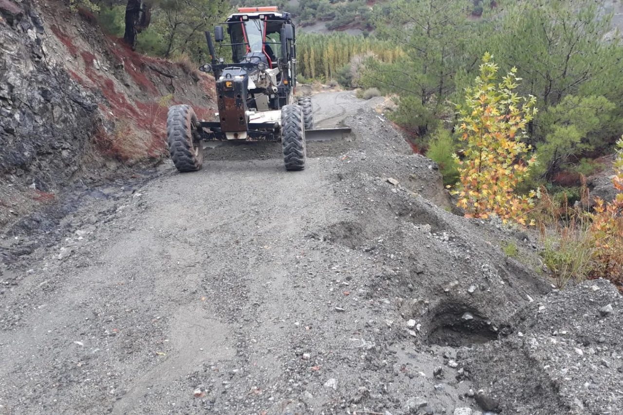 Malatya genelinde etkili olan sağanak yağışın ardından kırsal mahalle ve