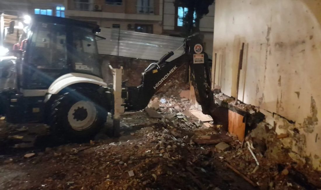 İstanbul genelinde etkili olan şiddetli sağanak yağış ve fırtına sonrasında