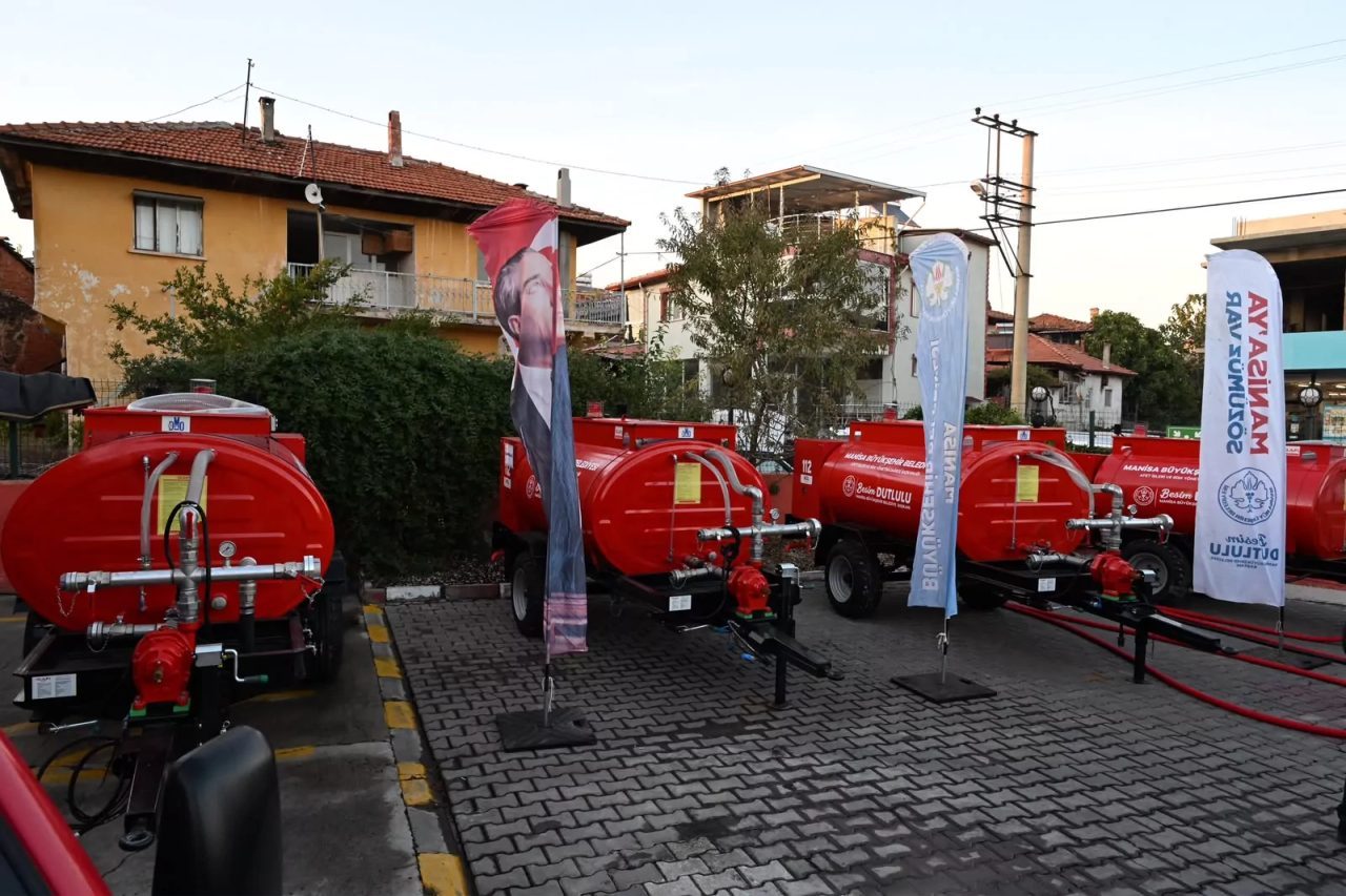 Manisa Büyükşehir Belediye Başkanı Besim Dutlulu, Kula ziyareti kapsamında orman
