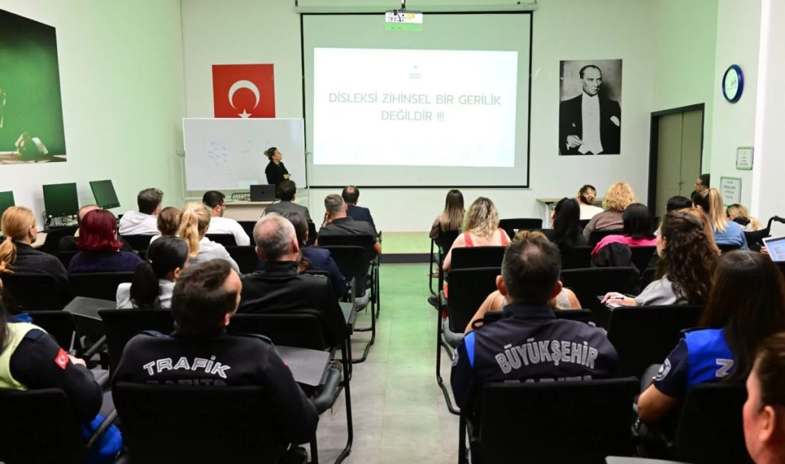 Manisa Büyükşehir Belediyesi, disleksi konusunda farkındalığı artırmak ve personelin vatandaşlarla