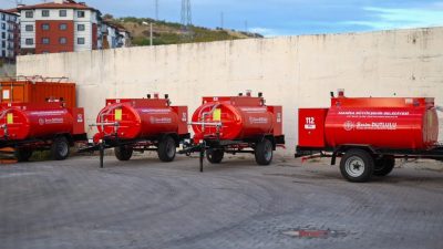 Manisa Büyükşehir Belediye Başkanı Besim Dutlulu, Demirci'de 342 üreticiye tohum