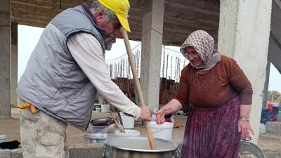 Mardin’in Ömerli ilçesinde asırlardır süregelen bağ bozumu geleneği bu yıl