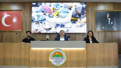 MERSİN-Toroslar Belediyesinin 2027 yılı bütçesi, belediye meclisinde kabul edildi. Belediyenin