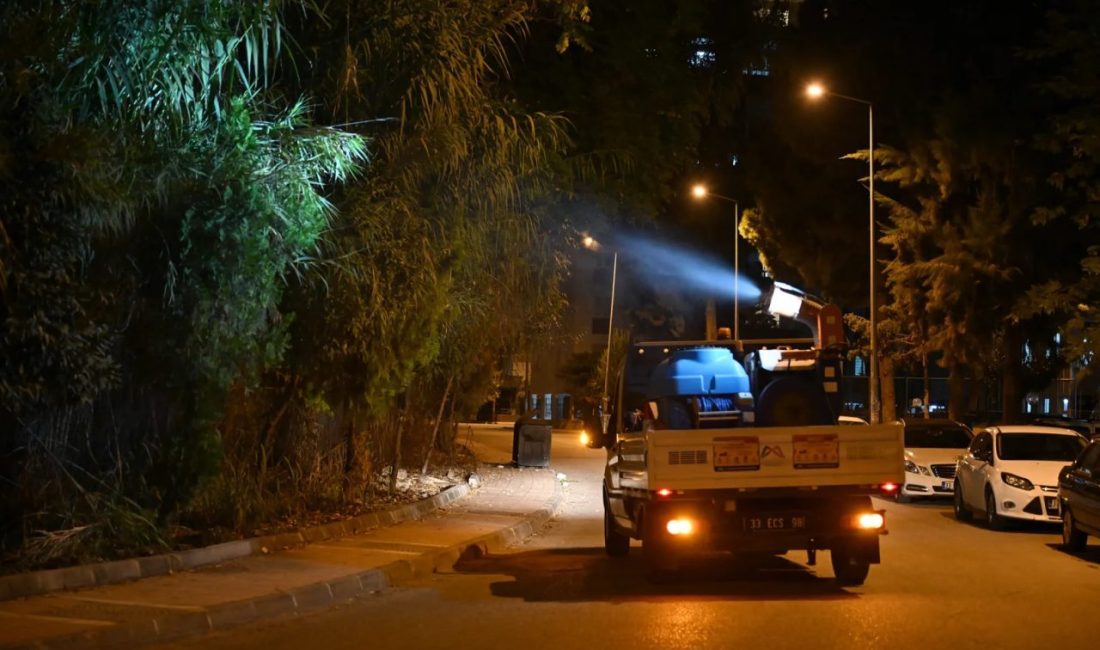 Mersin Büyükşehir Belediyesi, kent genelinde halk sağlığını korumak ve zararlı