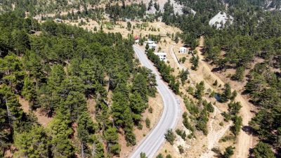 Mersin’in grup yollarını yenileyerek tarımı ve yayla turizmini canlandıran Mersin