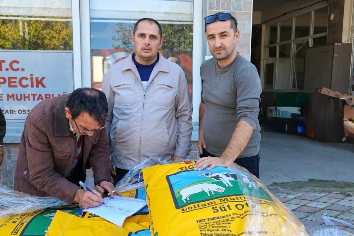 Bursa’nın Mustafakemalpaşa ilçesi Tepecik Mahallesi’nde hayvancılığı geliştirmek ve kaba yem