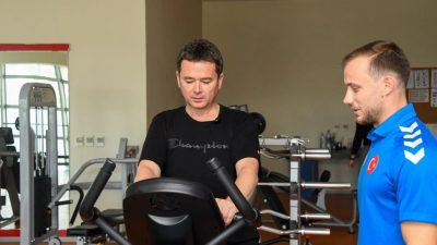 Osmangazi Belediyesi, “Sporun Kalbi Osmangazi” uygulamasıyla spor tesislerine erişimi, eğitim
