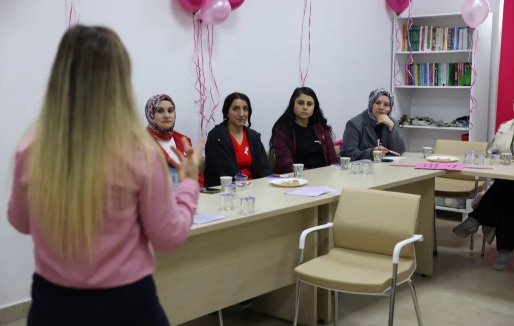 Tekirdağ Büyükşehir Belediyesi, meme kanserine karşı toplumsal duyarlılığı artırmak ve