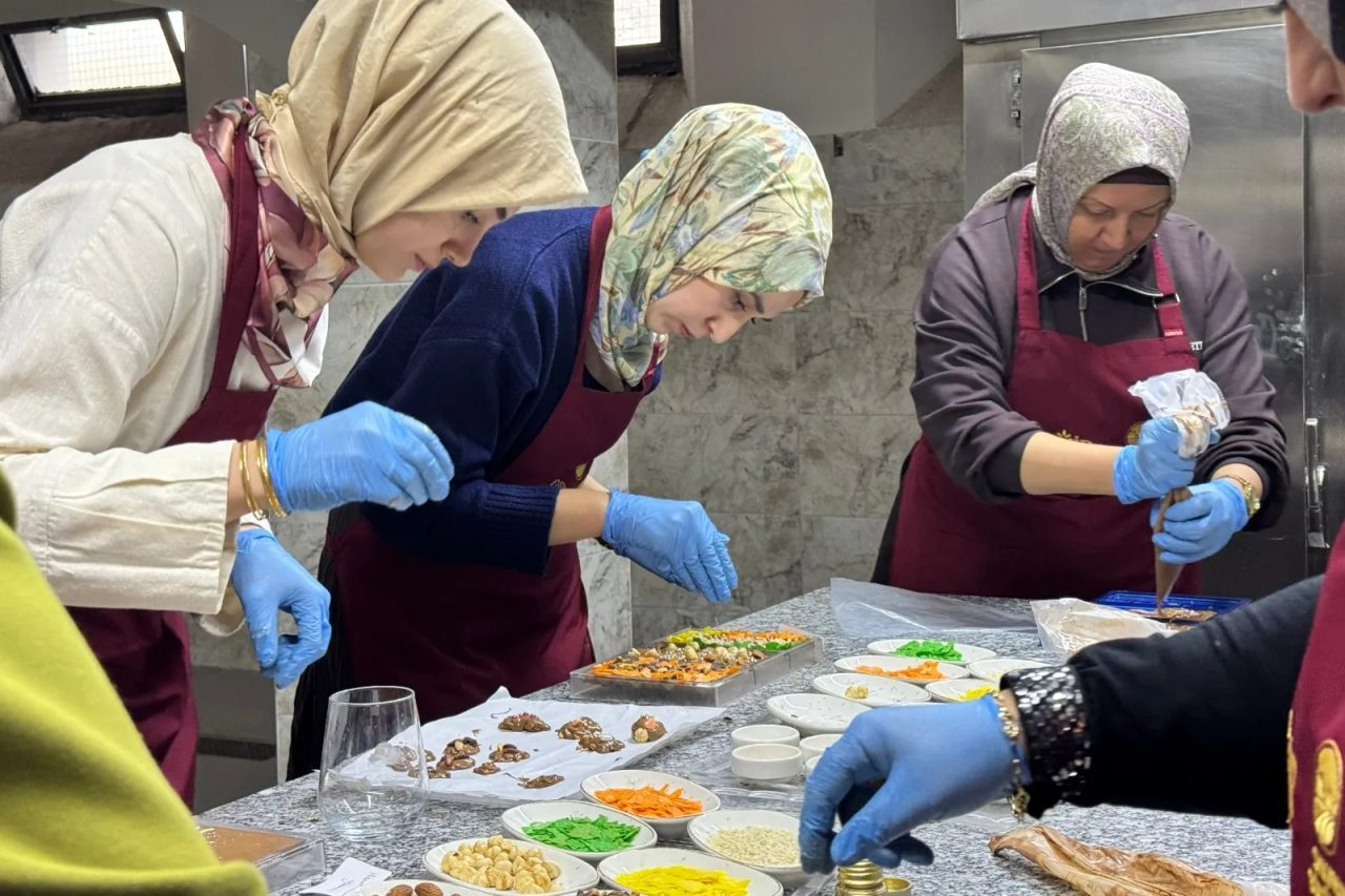 Sakarya Büyükşehir Belediyesi, vatandaşları hem eğlenceli hem de üretken etkinliklerle