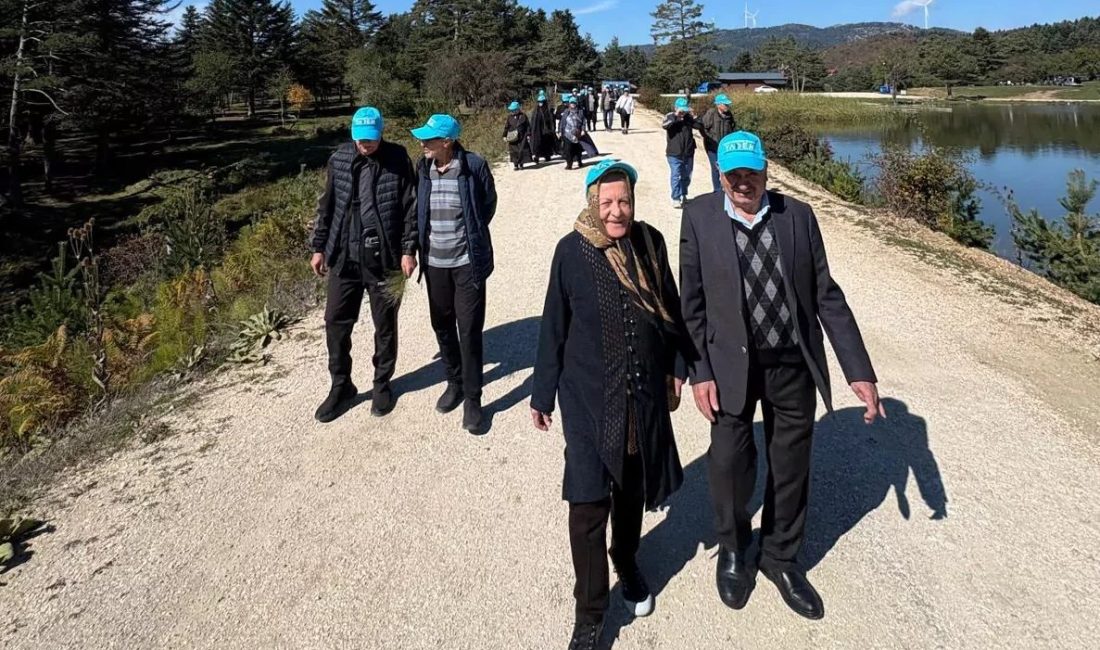 Her hafta farklı bir etkinlikte bir araya gelen YADEM yaşlıları