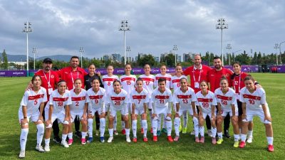 Türkiye şampiyonu Merter Final Okulları Kız Futbol Takımı, Çin'in Suzhou
