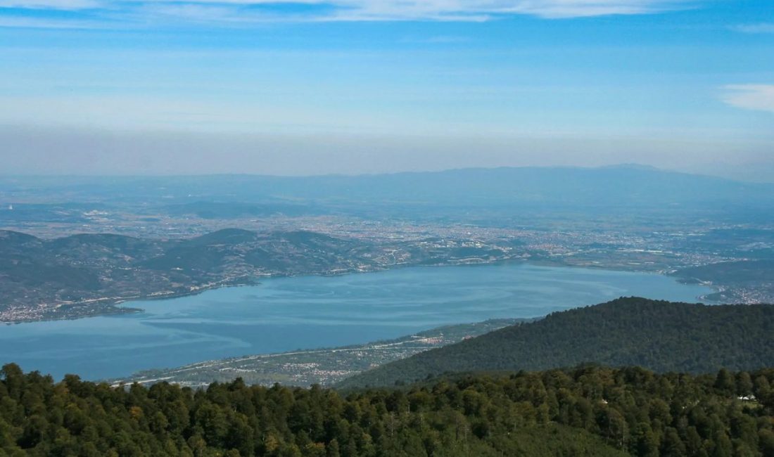 Büyükşehir Belediyesi, iki kuvvetli yağışlar nedeniyle yaklaşık 36 saattir aralıksız