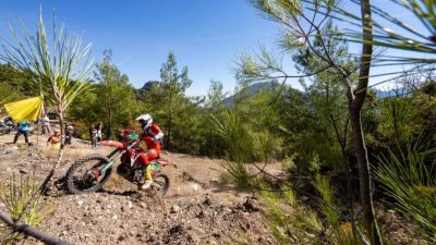 Dünyanın en iyi enduro motosiklet sporcularının yer aldığı Sea to