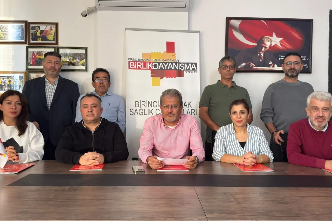 Birlik ve Dayanışma Sendikası, aile hekimliği yönetmeliğine yönelik sosyal medya