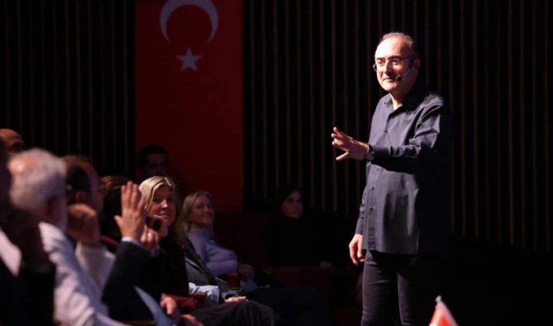 Tekirdağ Büyükşehir Belediyesinin 29 Ekim Cumhuriyet Bayramı’nın 103. yıldönümü kutlamaları,