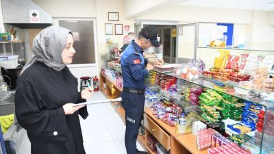 Trabzon Büyükşehir Belediyesi Zabıta Dairesi Başkanlığı ekipleri, öğrencilerin sağlıklı ve
