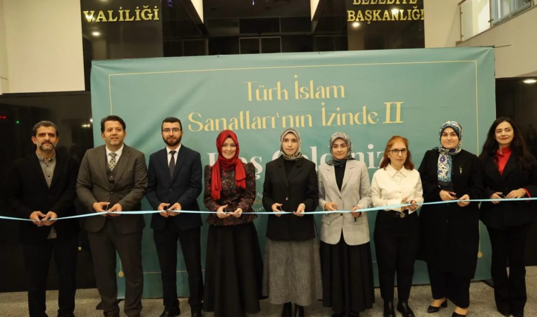 Gebze Belediyesi tarafından düzenlenen “Türk İslam Sanatları’nın İzinde II” sergisi,