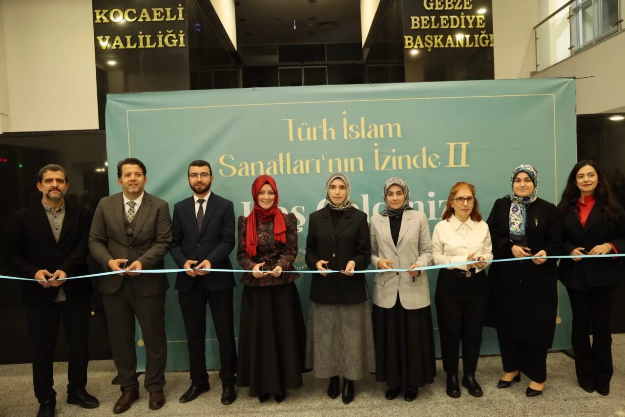 Gebze Belediyesi tarafından düzenlenen “Türk İslam Sanatları’nın İzinde II” sergisi,