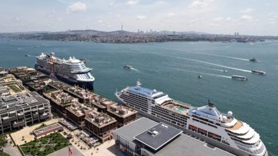 Kruvaziyer turizminde bu yıl 976 kruvaziyer gemisi ile 1,6 milyon