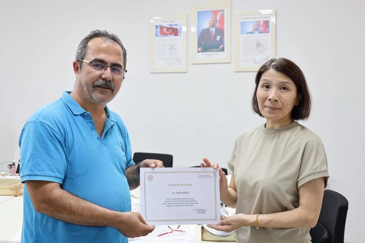Bursa Olgunlaşma Enstitüsü El Nakışları Sanat Evi (Yaşayan Müze), geleneksel