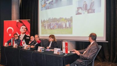 Osmangazi Belediyesi, Bursa'nın fethinin 700. yılı etkinlikleri kapsamında “Geçmiş ve